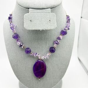 Vintage Faux Amethyst Pendant Necklace Faceted Glass and Quartz Beads 15"